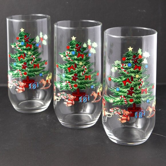Vintage Luminarc Christmas Tree Glass Cups Round Bottom Slender Holidays Holly - Picture 5 of 8